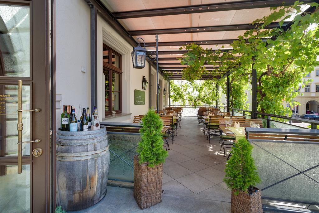 Gasthaus Zum Schwan Oschatz Buitenkant foto
